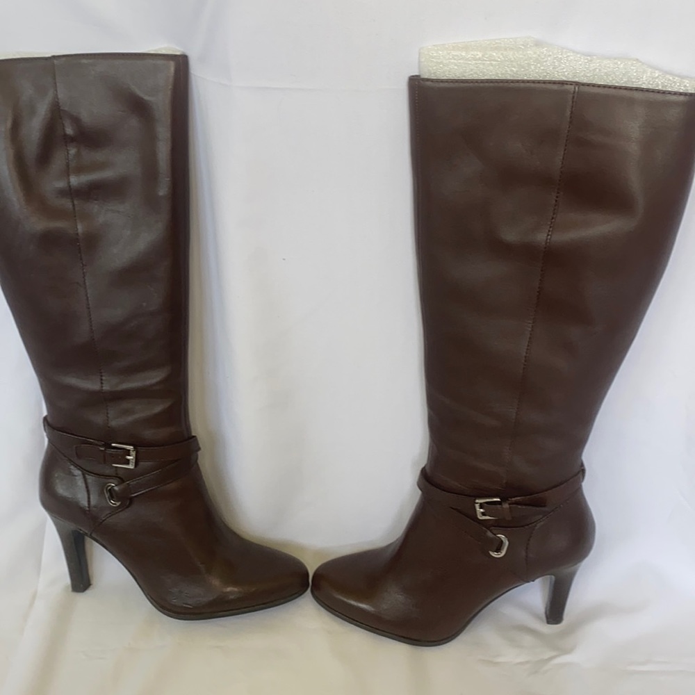 Ralph Lauren Heeled Boots. Genuine Leather.